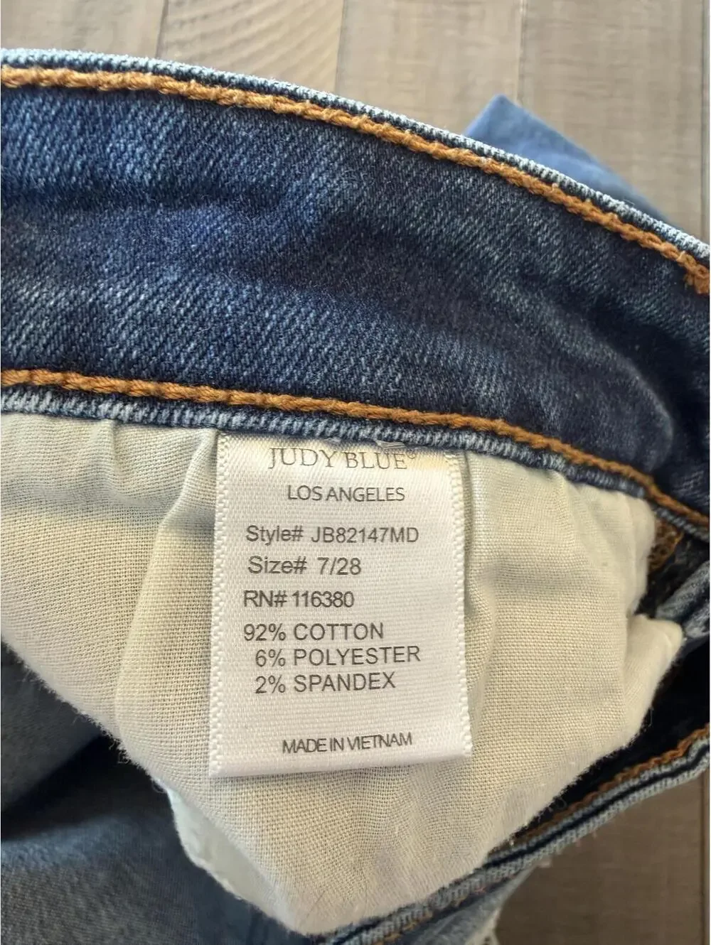 Judy Blue skinny fit distressed jeans - Picture 9 of 9